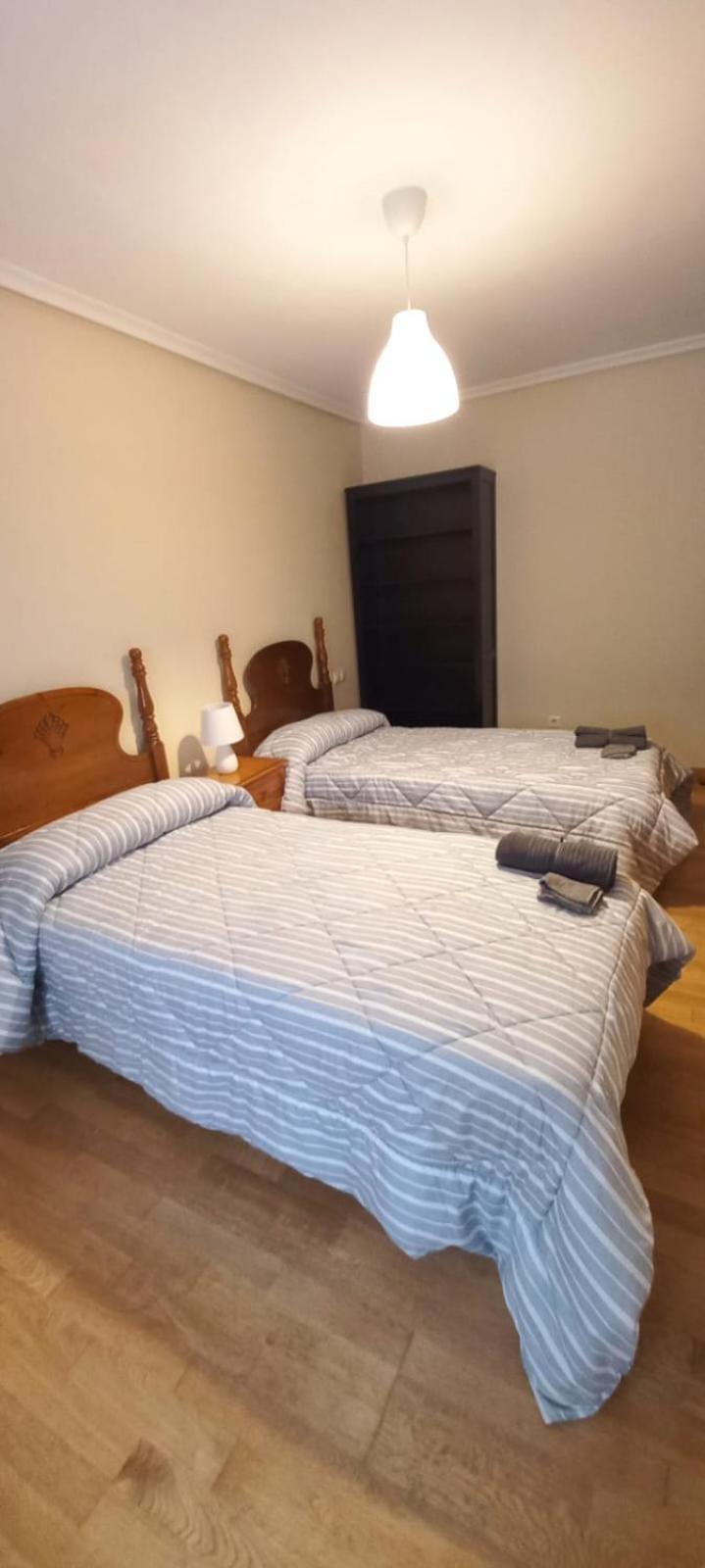 Apartamento Con 3 Dormitorios Y Garaje A 10 Minutos De Valladolid Exteriör bild