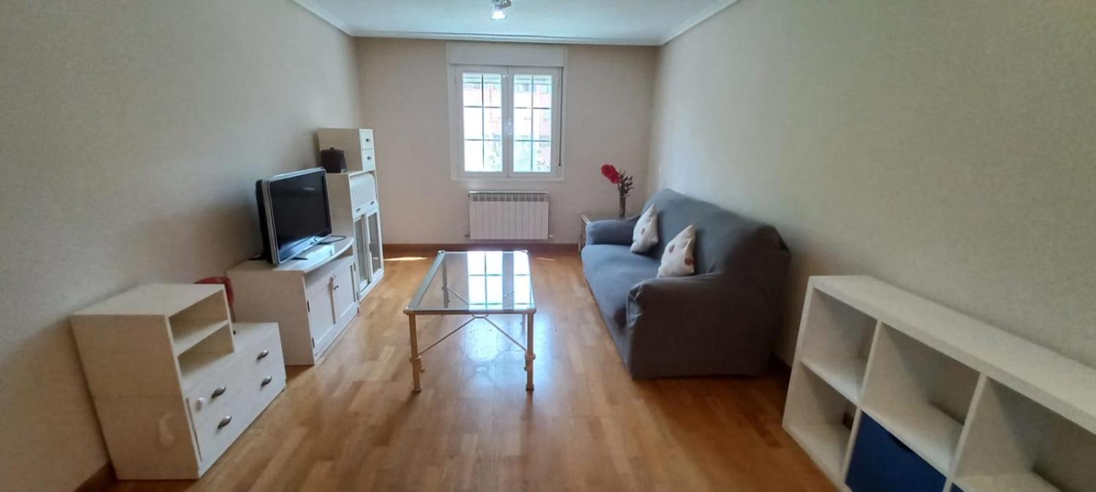 Apartamento Con 3 Dormitorios Y Garaje A 10 Minutos De Valladolid Exteriör bild